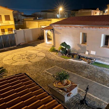 Domo San Leone Uta Hotel Exterior photo